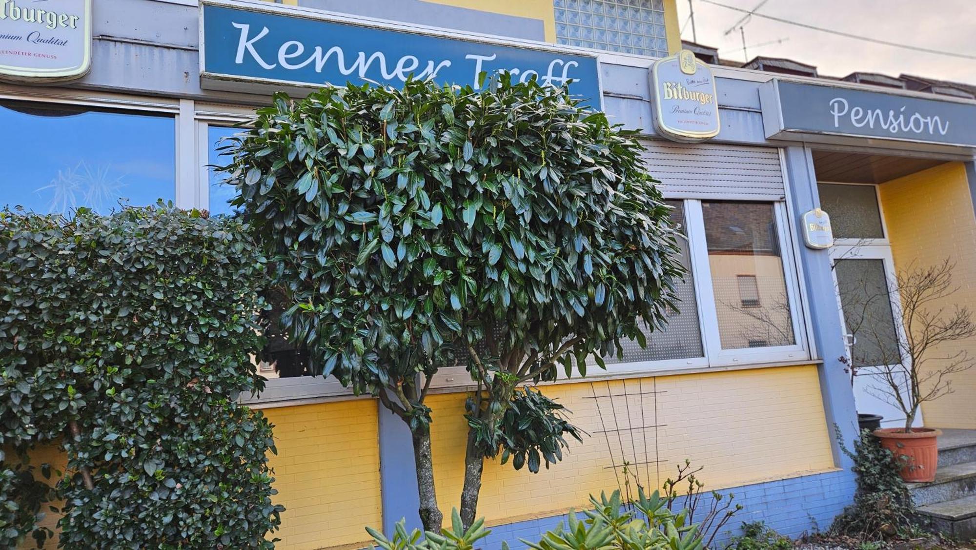 Готель Kenner Treff Екстер'єр фото